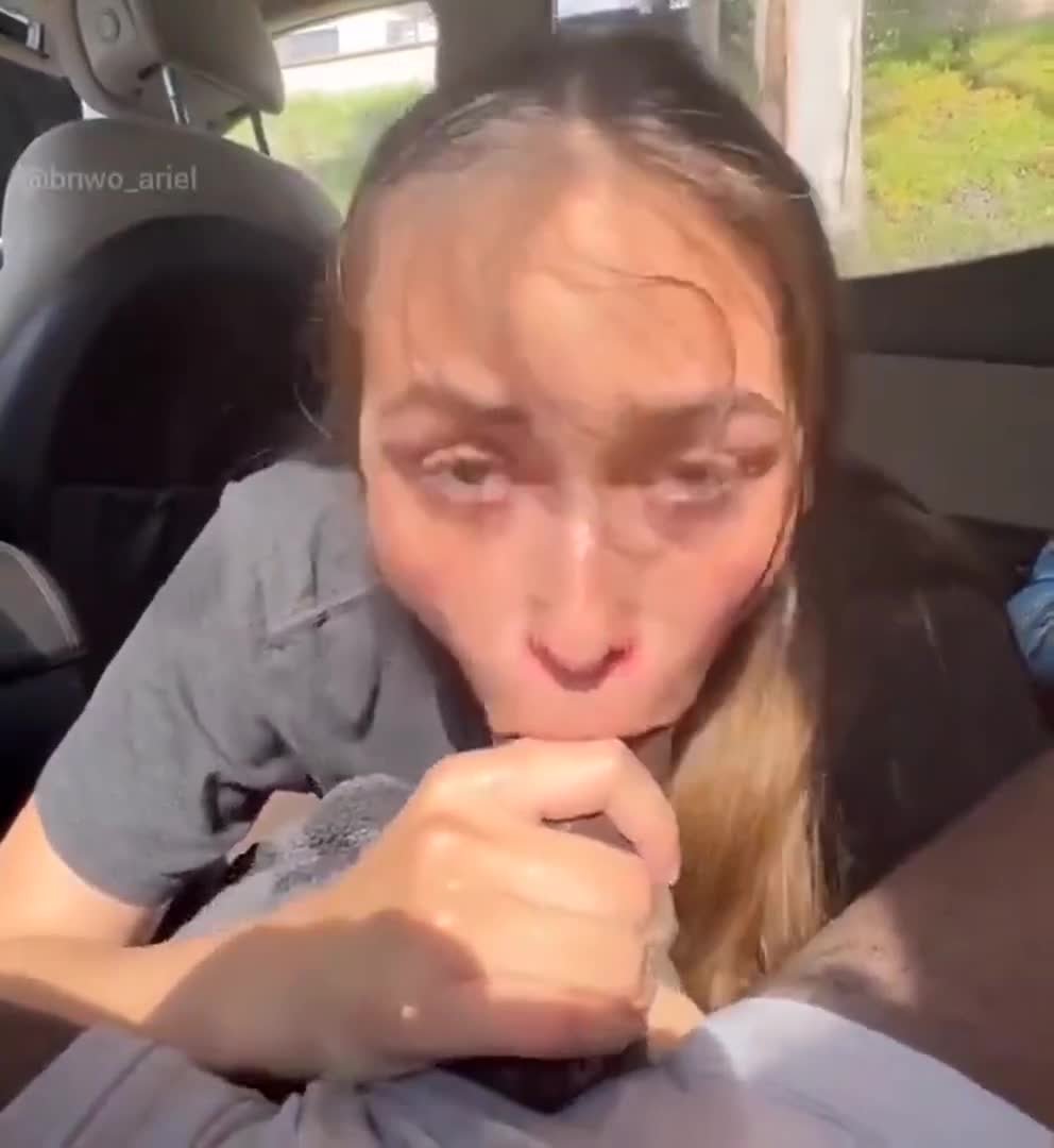 Babe Sneaks Into Her Car for a Quick BBC Throat Workout