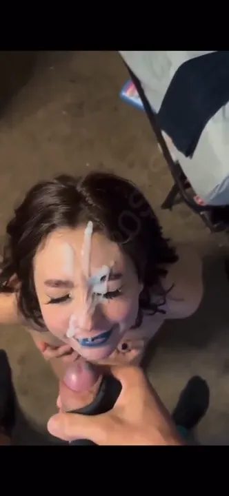 facial blast all over her face and tongue